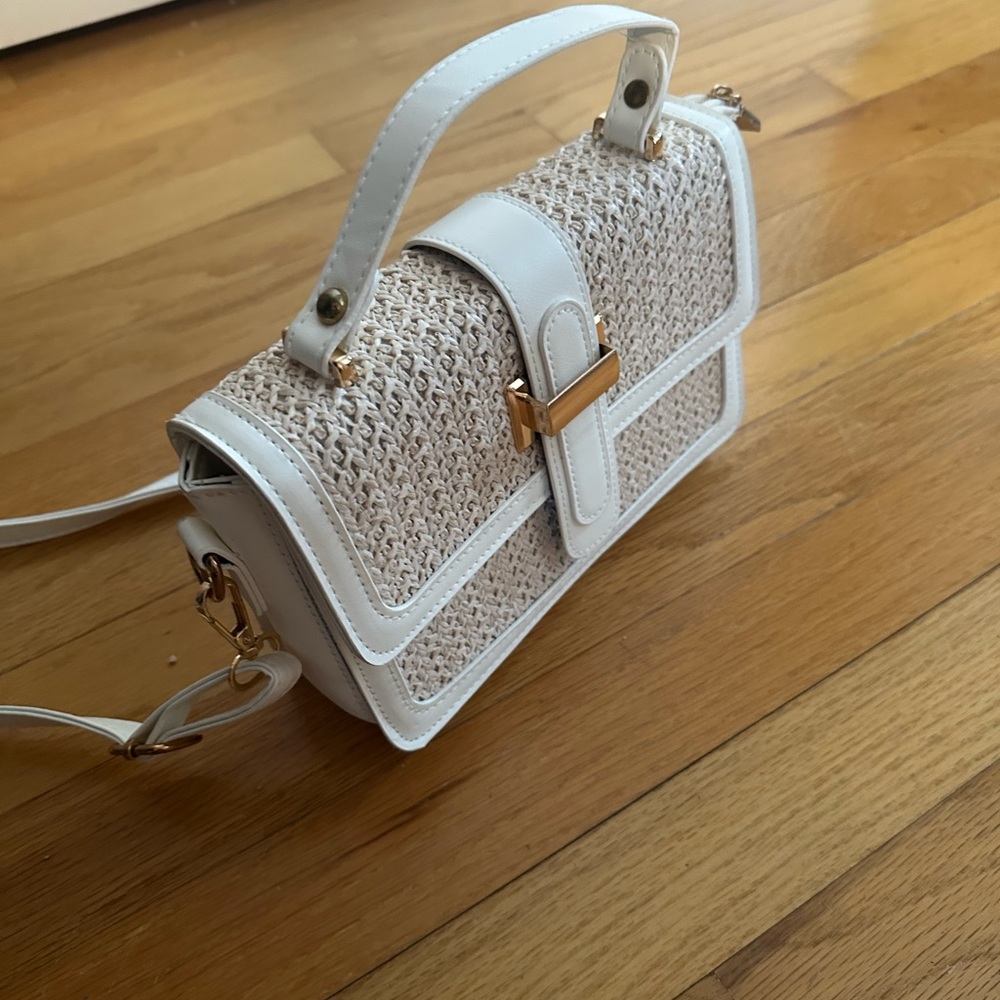 Chic White and Tan Crossbody Bag- NWOT